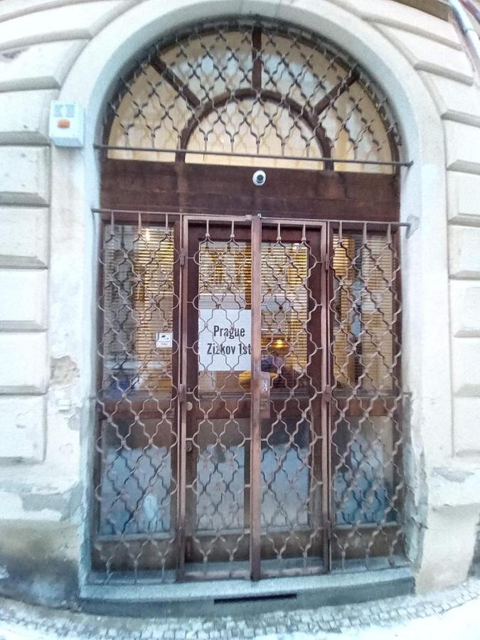 شقة Prague Zizkov 1St المظهر الخارجي الصورة